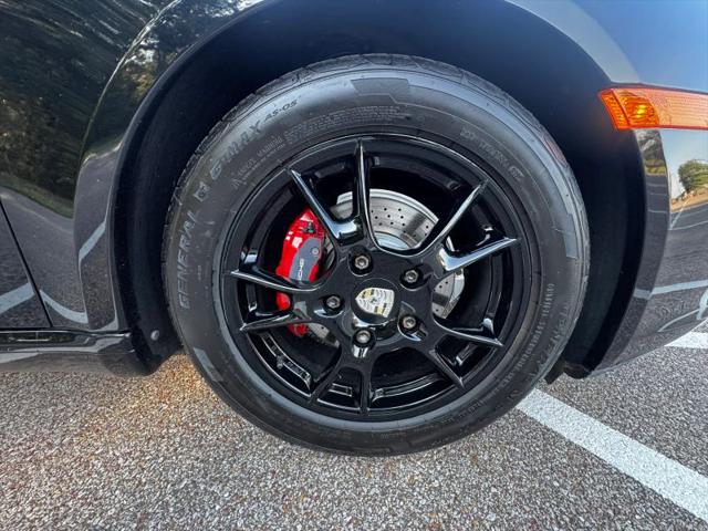 2005 Porsche Boxster Base