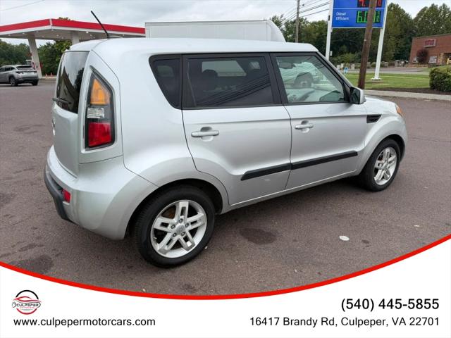 2011 Kia Soul +