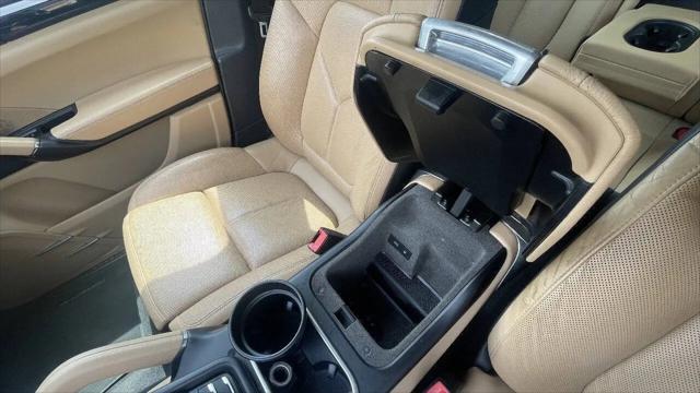 2016 Porsche Cayenne Cayenne