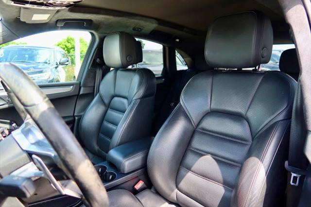 2016 Porsche Macan Turbo