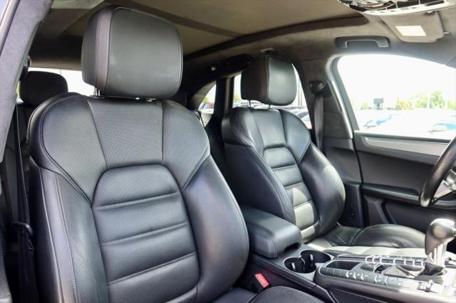 2016 Porsche Macan Turbo