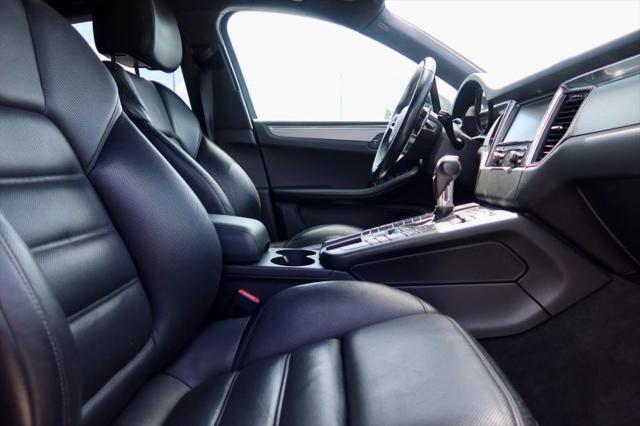2016 Porsche Macan Turbo