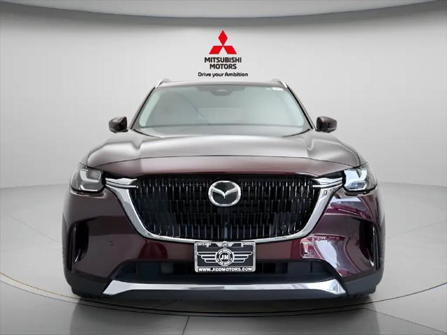 2024 Mazda X-90 Premium