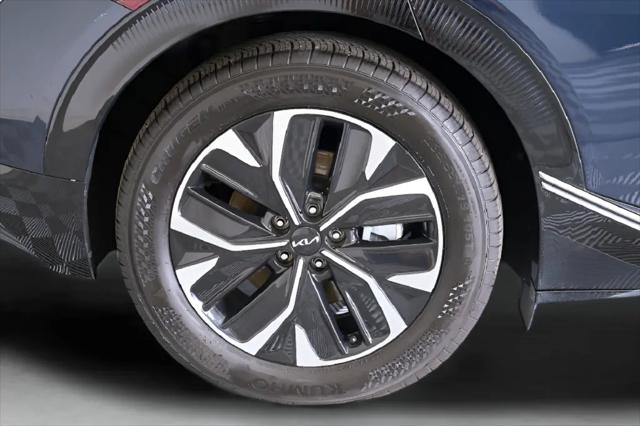 2024 Kia EV6 Wind