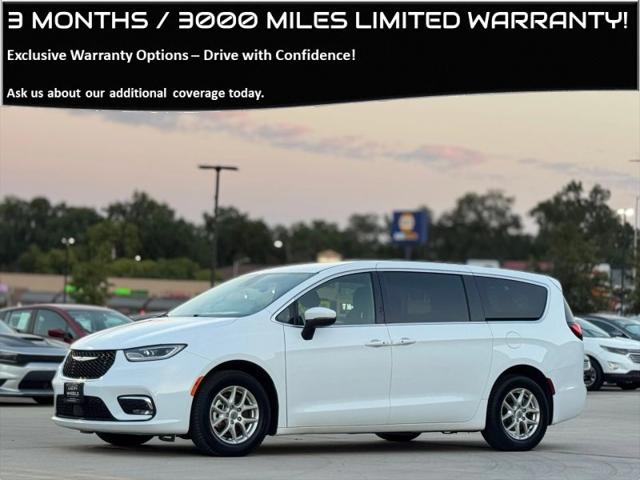 2023 Chrysler Pacifica Touring for sale in Omaha, NE