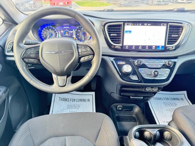2023 Chrysler Pacifica Touring