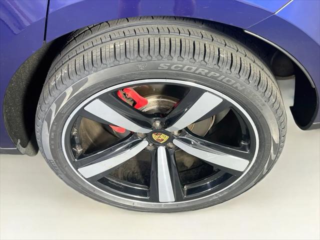 2023 Porsche Macan S