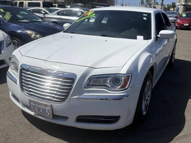 2014 Chrysler 300 300
