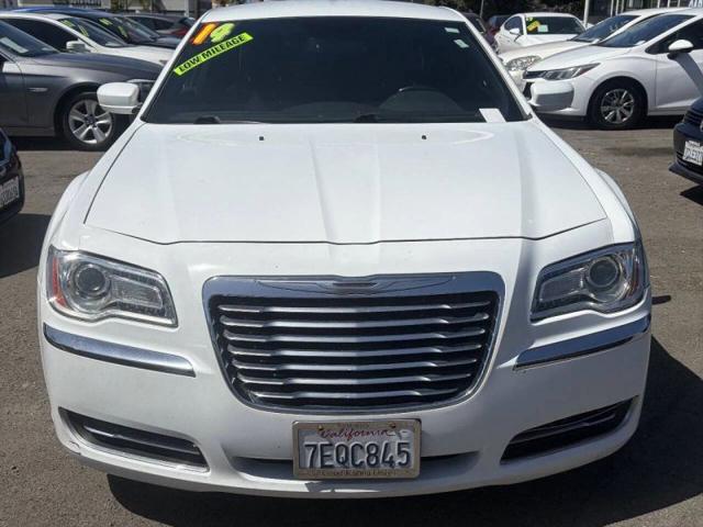 2014 Chrysler 300 300