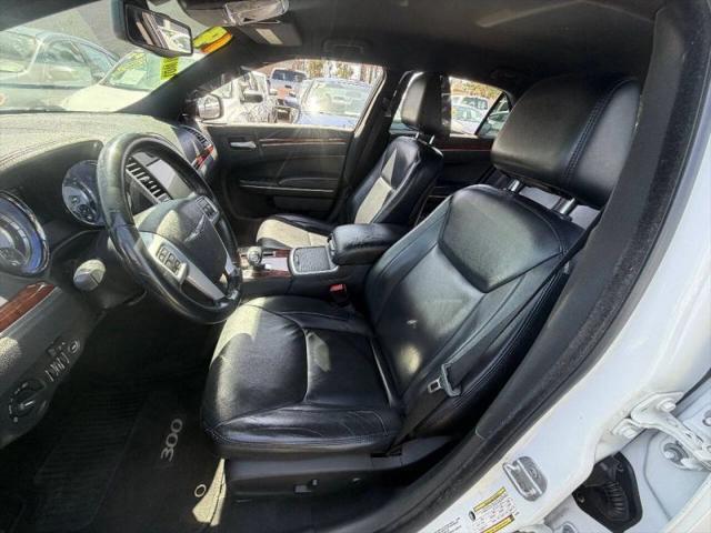 2014 Chrysler 300 300