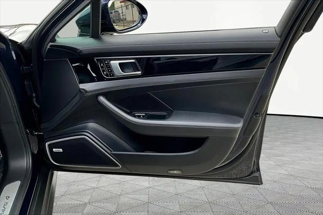 2019 Porsche Panamera E-Hybrid 4