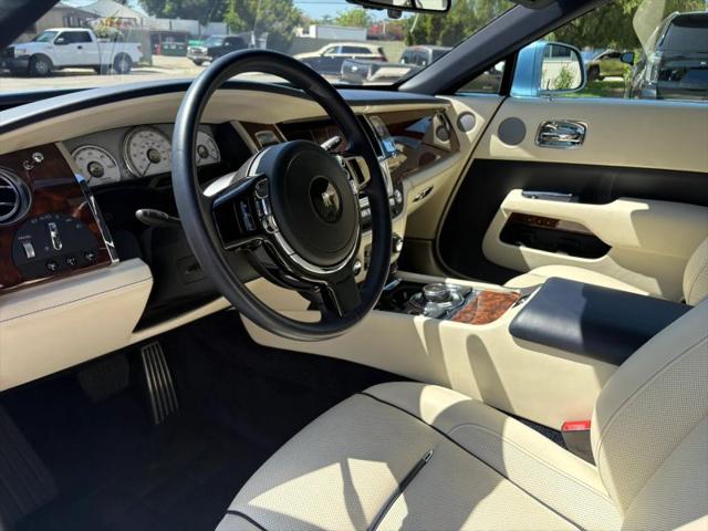 2018 Rolls-Royce Dawn Base