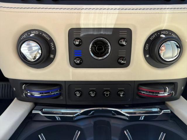 2018 Rolls-Royce Dawn Base