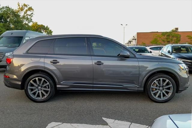 2021 Audi Q7 Premium Plus