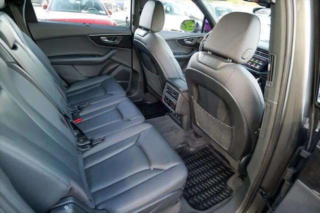 2021 Audi Q7 Premium Plus
