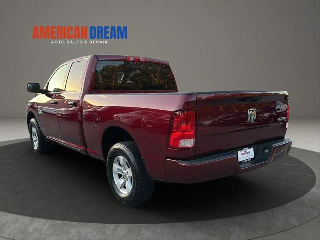 2017 Ram 1500 Express Quad Cab 4x4 64 Box