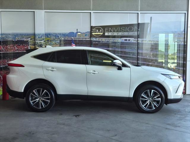 2022 Toyota Venza LE