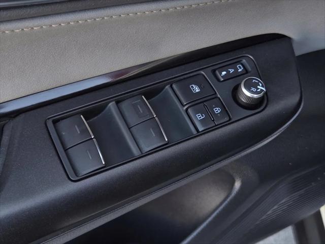 2022 Toyota Venza LE