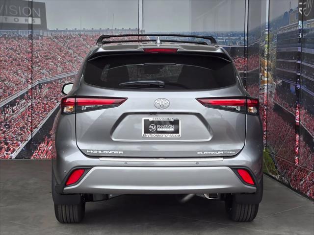 2026 Toyota Highlander Platinum
