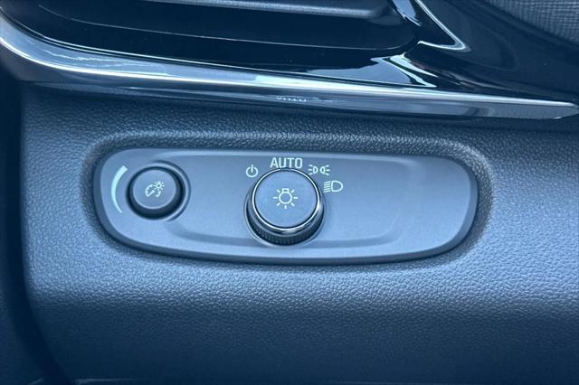 2026 Buick NV Sport Touring FWD