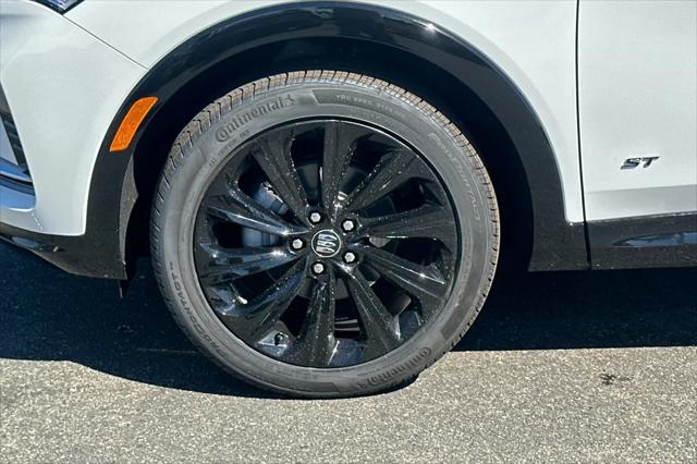2026 Buick NV Sport Touring FWD