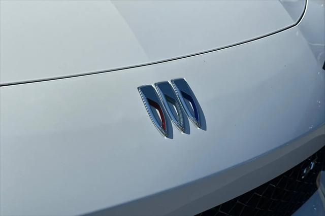 2026 Buick NV Sport Touring FWD