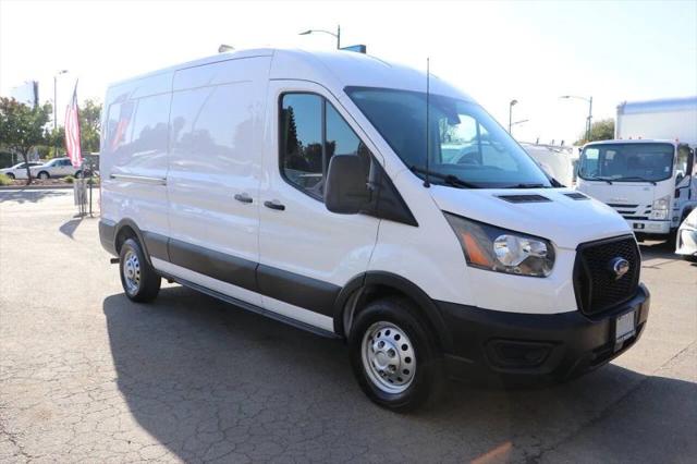 2023 Ford F-250 Medium Roof w/LWB