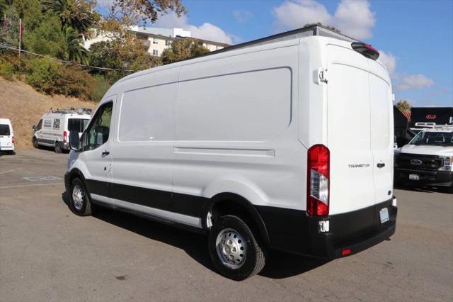 2023 Ford F-250 Medium Roof w/LWB