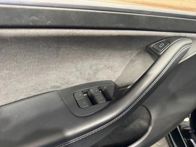 2024 Tesla Model Y Long Range Single Motor Rear-Wheel Drive
