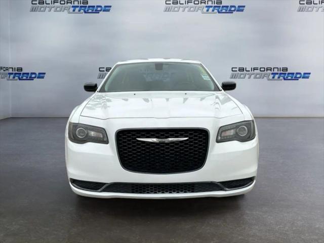 2019 Chrysler 300 Touring