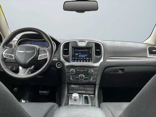 2019 Chrysler 300 Touring