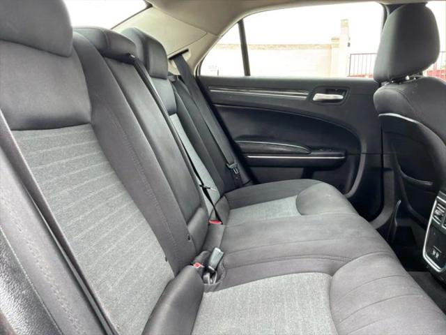 2019 Chrysler 300 Touring