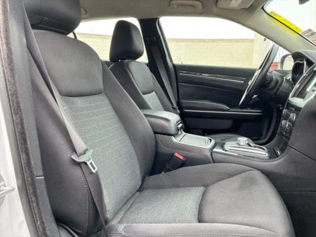 2019 Chrysler 300 Touring