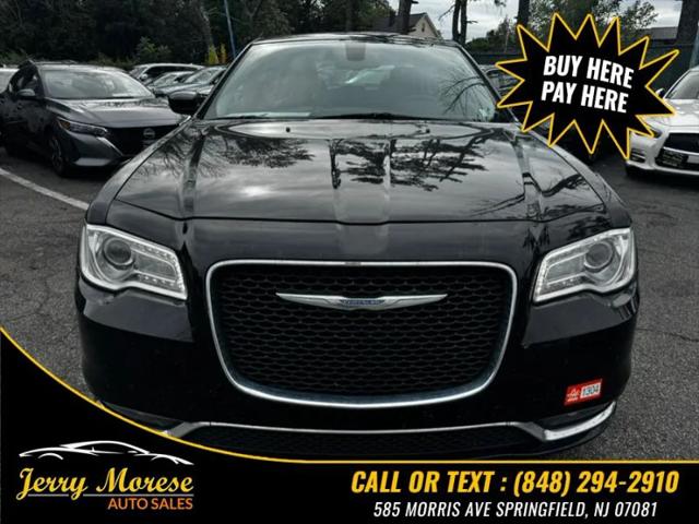 2015 Chrysler 300 Limited