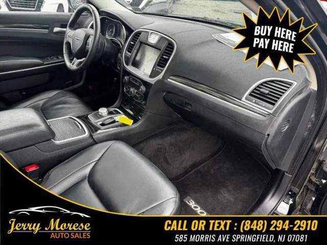 2015 Chrysler 300 Limited