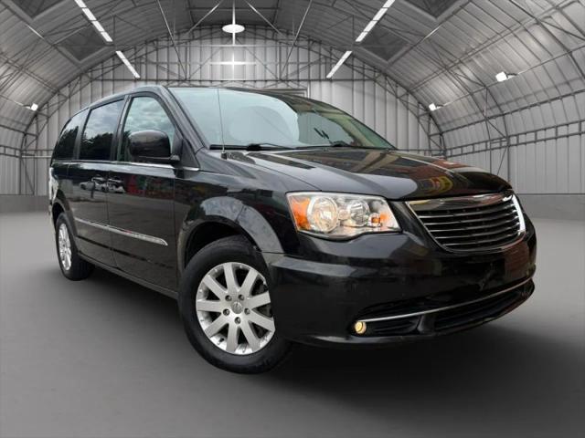 2016 Chrysler Town & Country Touring for sale in Baltimore, MD