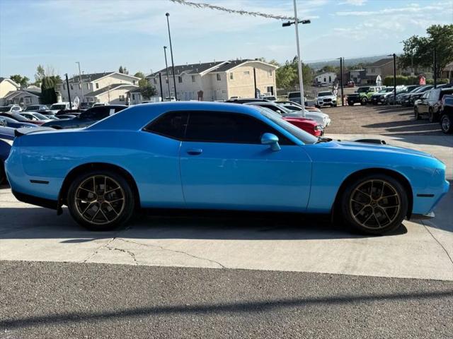 2018 Dodge Challenger R/T Shaker