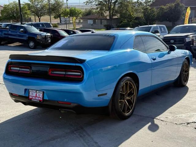 2018 Dodge Challenger R/T Shaker