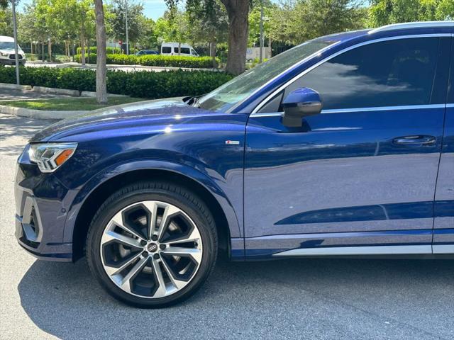 2021 Audi Q3 S line Premium Plus