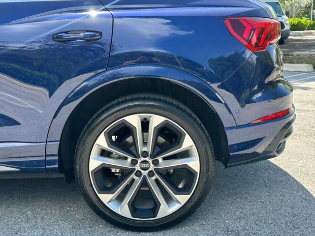 2021 Audi Q3 S line Premium Plus