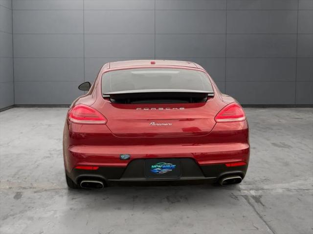 2016 Porsche Panamera Edition