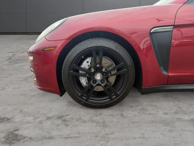 2016 Porsche Panamera Edition