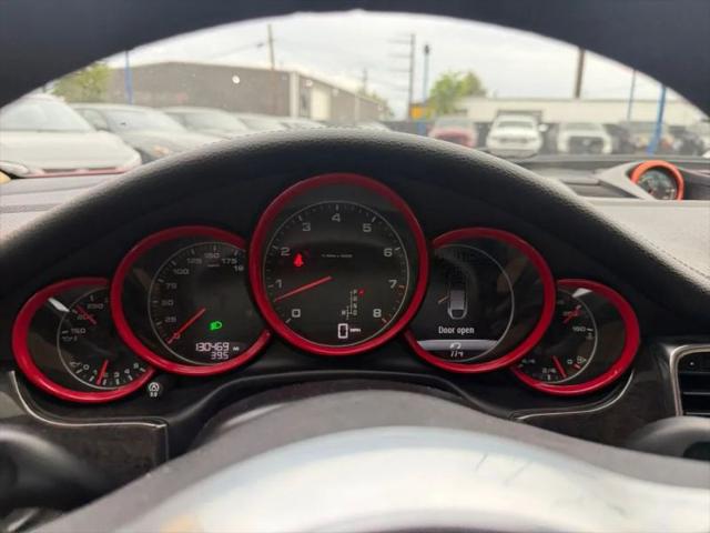 2016 Porsche Panamera Edition