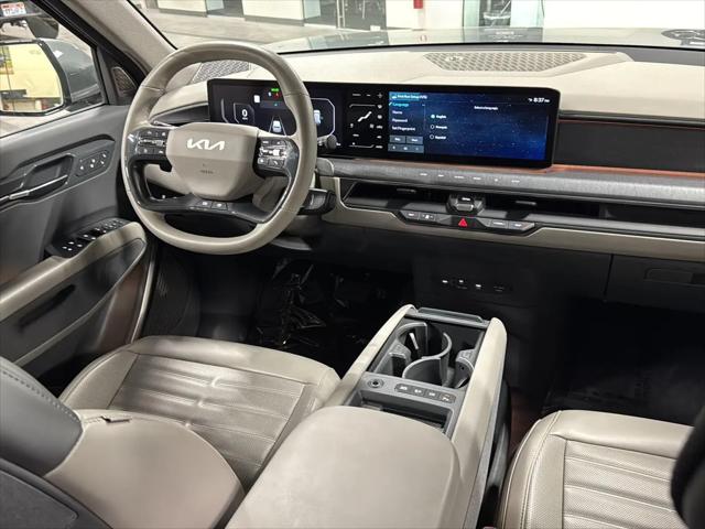 2024 Kia EV9 Land