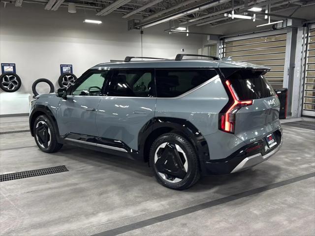 2024 Kia EV9 Land