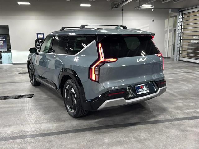 2024 Kia EV9 Land