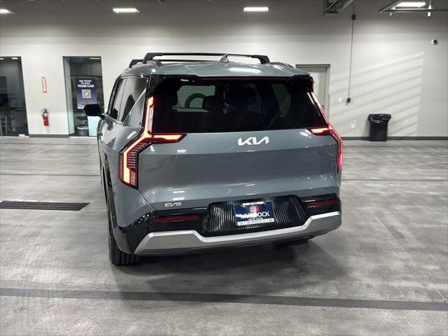 2024 Kia EV9 Land