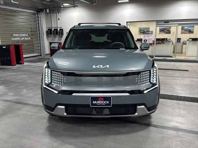 2024 Kia EV9 Land