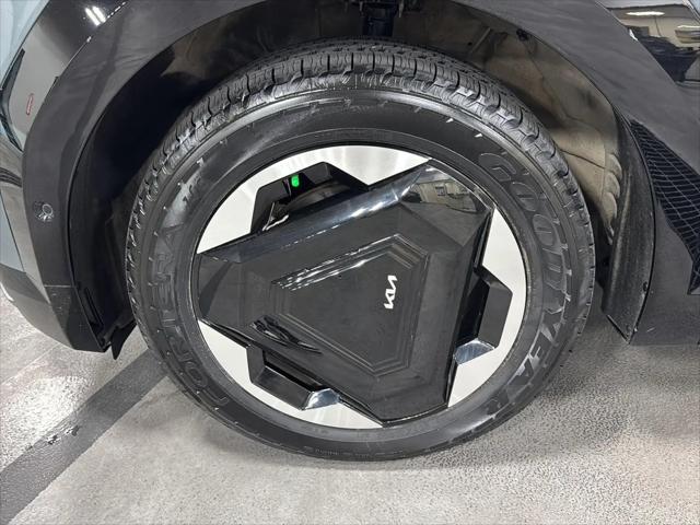 2024 Kia EV9 Land
