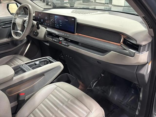 2024 Kia EV9 Land